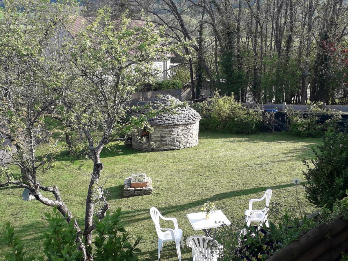 Ma Cabotte De Bourgogne Bed and Breakfast Marmagne  Buitenkant foto